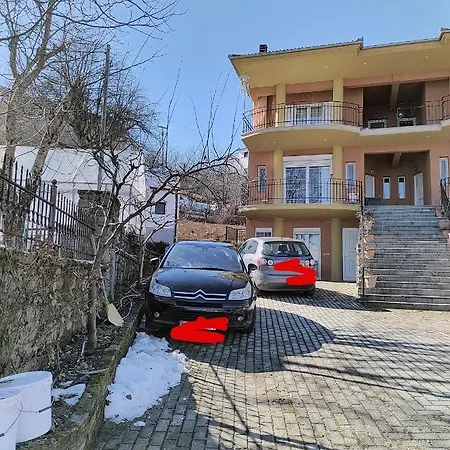 بيت للعطل Estel 2bedroom With Fireplace غريفينا